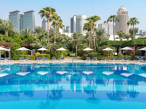 Sheraton Grand Doha Qatar zwembad