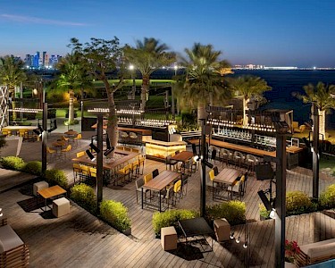Sharq Village & Spa Qatar terras