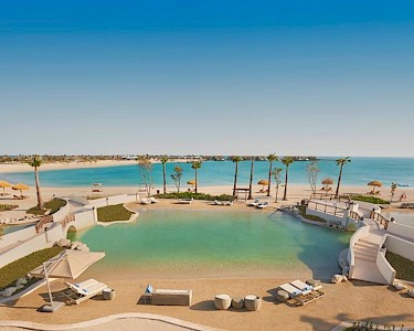 Banana Island Resort Doha By Anantara Qatar zwembad en zee
