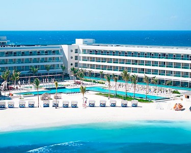 Princess Grand Jamaica van bovenaf