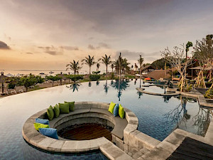 Grand Mirage Resort & Thalasso Bali zwembad
