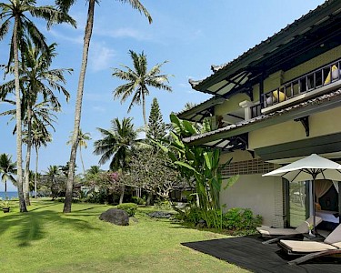 Candi Beach Resort & Spa Bali tuin