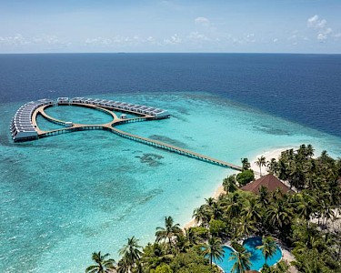ROBINSON MALDIVES van bovenaf