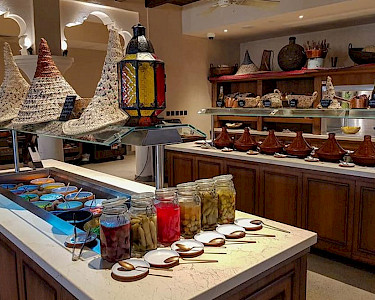 Al Seef Heritage Hotel Dubai buffet