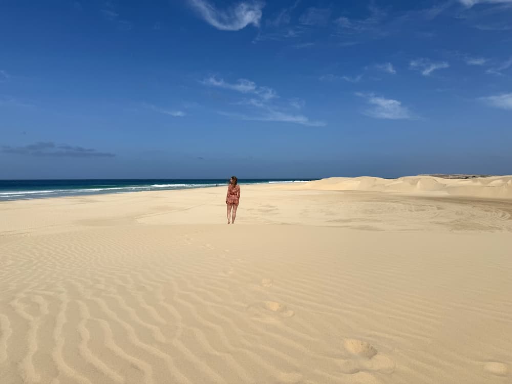 Santa Monica breed zandstrand Boa Vista