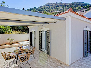 Huis Vasiliki Ithaki buitenkant