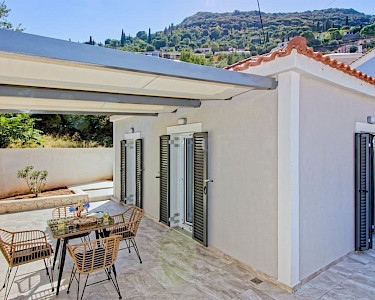 Huis Vasiliki Ithaki buitenkant