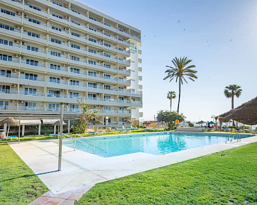 La Barracuda Costa del Sol zwembad