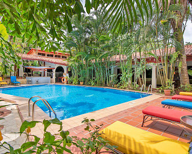 Villas Lirio Costa Rica zwembad in tuin